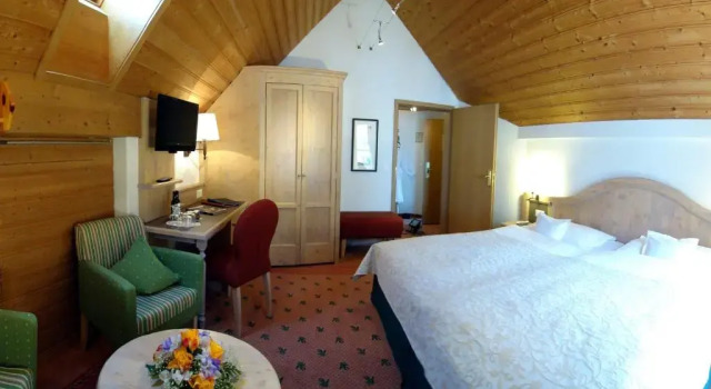 Двухместный номер Comfort Romantik Hotel Schweizerhof