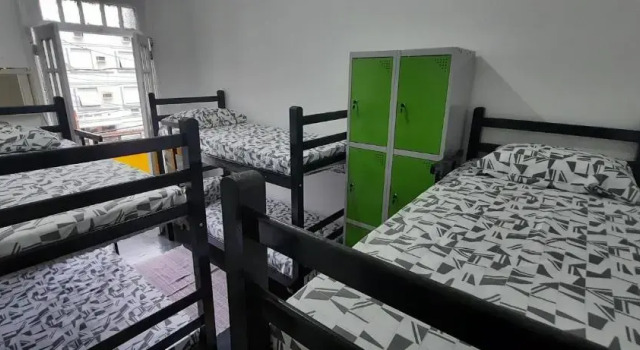 Кровать в общем номере (мужской номер) Quintal da Bella Hostel