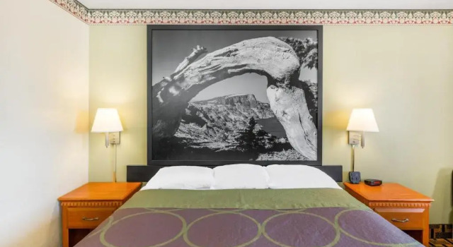 Номер Standard Super 8 by Wyndham Grants Pass