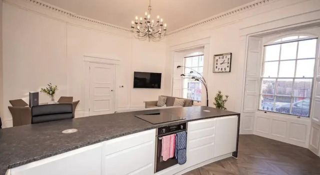 Apartament 1 dormitor The Crescent by Pureserviced
