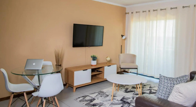 Luxury 2bed 2bath in a Secure golf estate.WIFI, Boek Hotel Roodepoort Gauteng