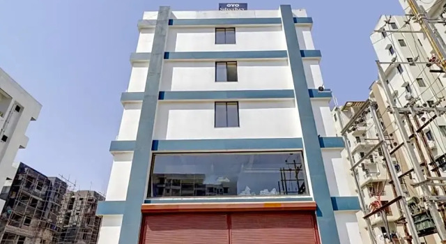 OYO SilverKey 80945 Ace Hotel, Забронировать Отель Вадодара штат Гуджарат