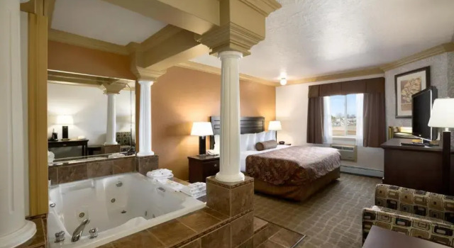 Номер Standard Days Inn by Wyndham High Level