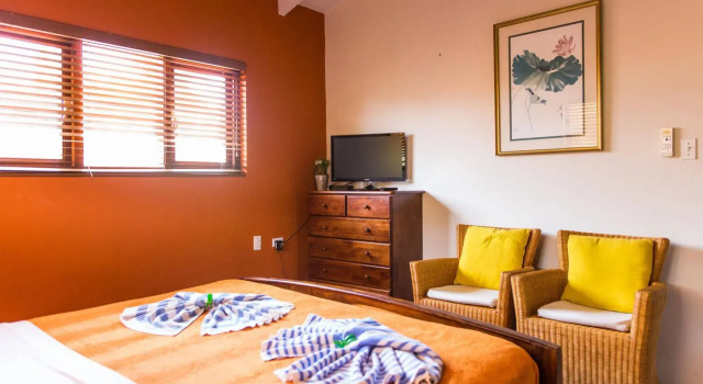 Cariñas Studio Apartments