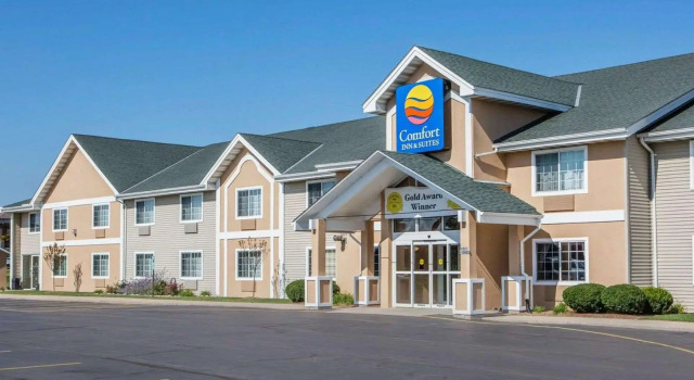 Номер Standard Comfort Inn & Suites Jackson - West Bend