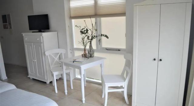Studio Broeckestraat 12