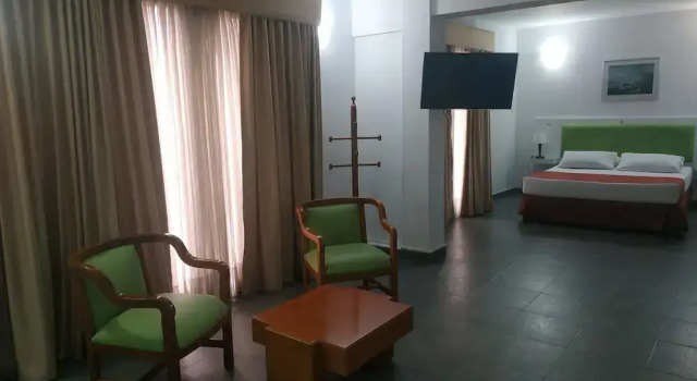 Номер Superior Hotel Laureles 70 Medellín