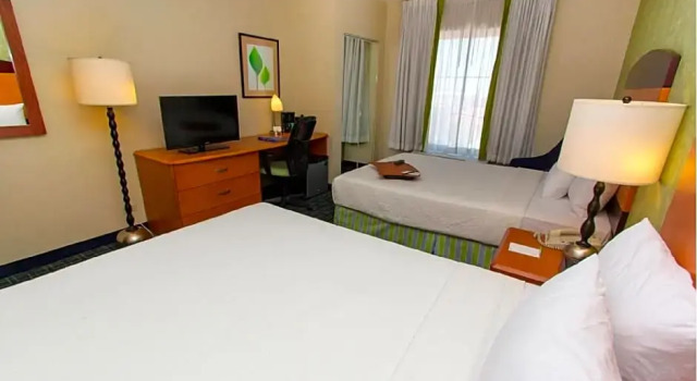 Номер Deluxe Wyndham Garden Monterrey Aeropuerto