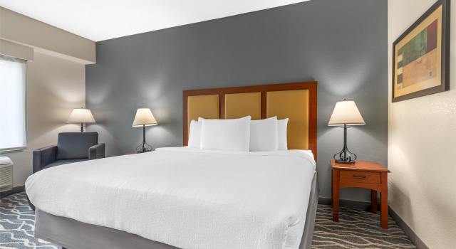 Best Western Plus Waxahachie Inn & Suites