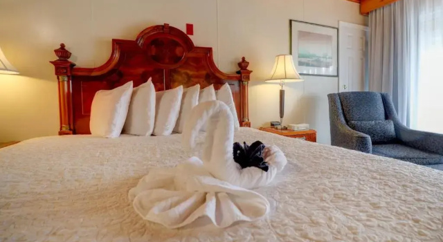 Двухместный номер Standard с видом на улицу Waves Oceanfront Resort