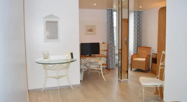 Двухместный номер Standard Logis Hôtel & Restaurant - Le Bretagne