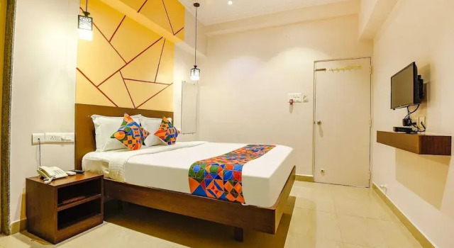 Deluxe huone Swarnam Hotel