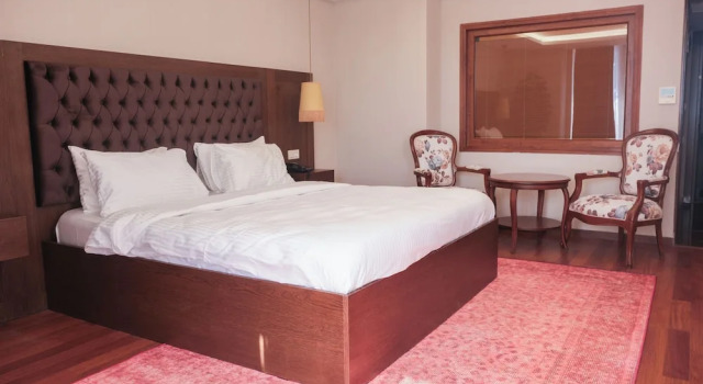 Luxo Casal quarto varanda e com vista para o mar Phellos Suites