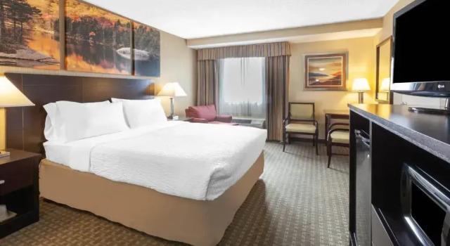 Двухместный номер Standard Days Inn by Wyndham Plattsburgh