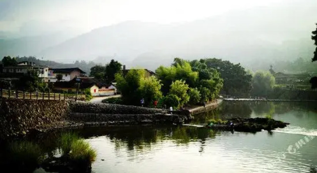 Laoqiang Farmhouse