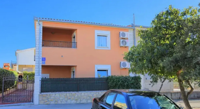 Holiday Home Nada Rogoznica, Rezerwuj Hotel Hotele w Split-Dalmatia County z parkingiem, Parking