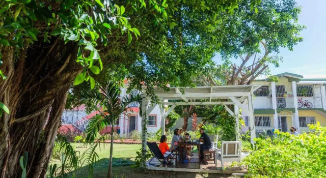 Апартаменты Unwind and Recharge in This Homey Central Retreat