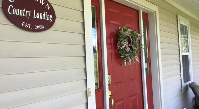 Old Town Country Landing B&B, Rezervasyon Bed and Breakfast Niagara Wine Region Ontario