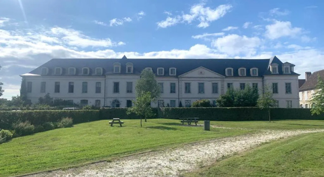 La Visitation - 30, Rezerwuj Apartament Hotele w Bearn z parkingiem, Parking