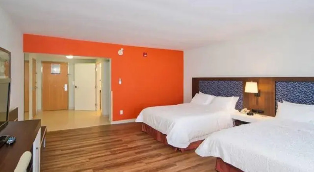 Четырёхместный номер Standard с балконом Hampton By Hilton San Jose Airport Costa Rica