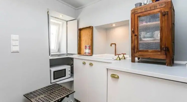 Коттедж Unique Studio House | City Centre
