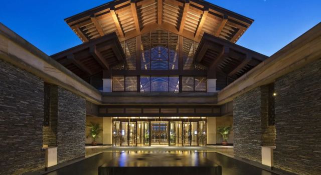 Hilton Wuhan Optics Valley, Забронировать Отель Отели Hongshan District 4 звезды, 4*