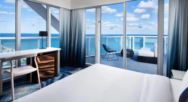 Двухместный люкс Oasis c 1 комнатой с балконом и oceanfront W Fort Lauderdale