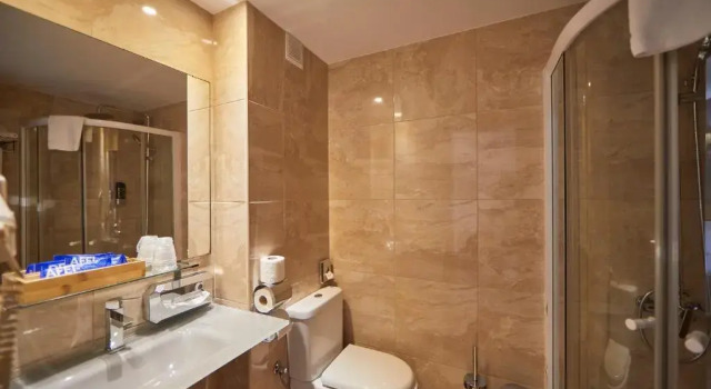 Одноместный номер Standard с балконом Nura Santa Ponsa & Spa