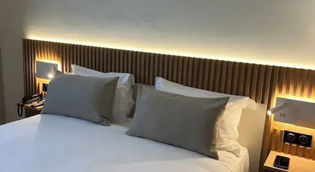 Семейный номер Standard Hôtel Le Relais des Brasseurs - Aubagne