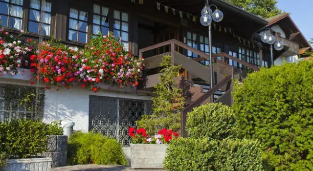 Hotel Pineta, Забронировать Отель Кастьоне-делла-Презолана Bergamo Province
