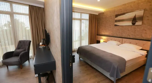Pentahor Hotel