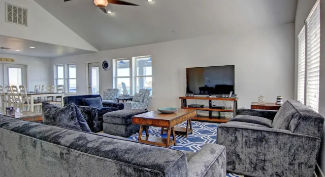 Livin' On Cloud 9 Pe122 5 Bedrooms 4.5 Bathrooms Home