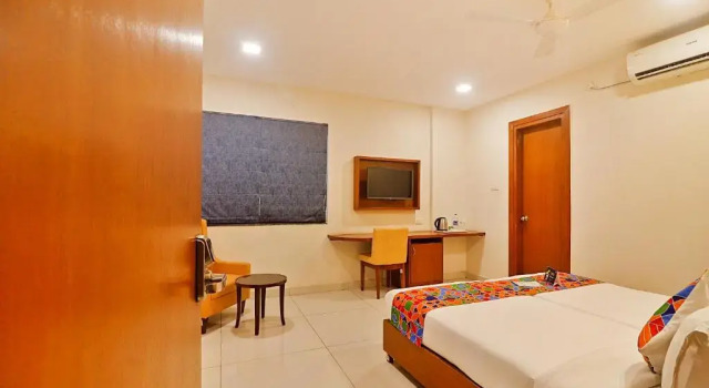 FabHotel Eminent Suites Gachibowli