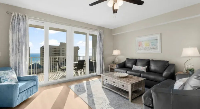 Laketown Wharf 713- Our Lil Sea-cret, Забронировать Отель Панама-Сити Панхэндл Флорида, рядом с Загородный клуб "Сигнал Хилл"