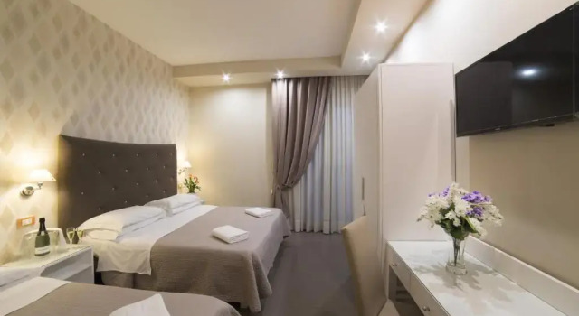 Трёхместный номер Standard Hotel Club