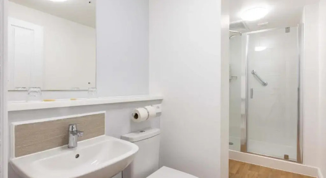 Одноместный номер Standard The Seafront Hotel by Compass Hospitality