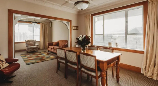 Central One Fifty Five, Buchen Sie Hotel Hotels in Taranaki mit Parkplatz, Parkplätze