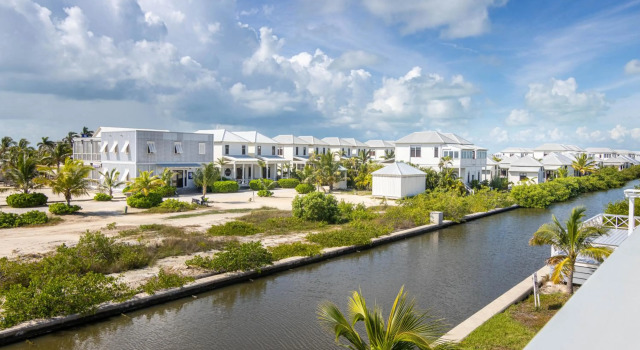Casa Blanca at Mahogany Bay 3 Bedroom 2 Bathroom Private