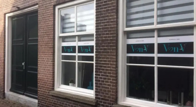 Апартаменты Slapen bij Van-V
