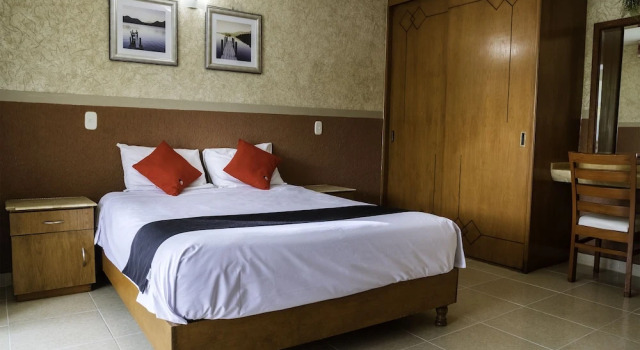 Номер Standard с балконом и с видом на сад Hotel Casa Richer