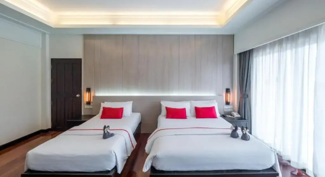 Трёхместное Chalet Wing Deluxe Grand Jomtien Palace Hotel