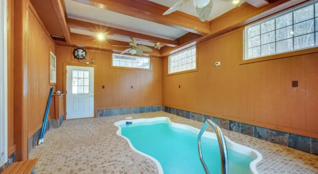 Коттедж Spacious Mooresville Home w/ Lake Norman View!