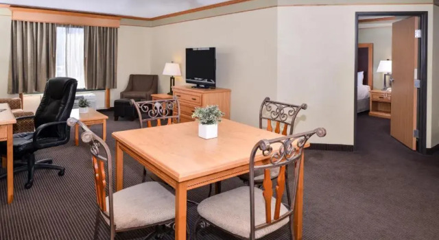 Люкс Best Western Plus Sidney Lodge