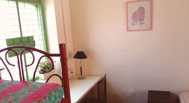 Кровать в общем номере Mypintu
