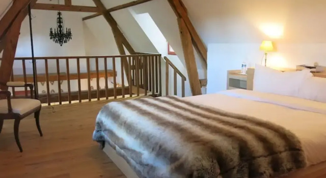 Château de Bouelles, Book Hotel  