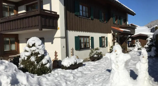 Ferienwohnungen Haus Rebstock, Varaa Hotelli Hotellit Baijeri pysäköinnillä, Pysäköinti