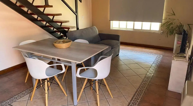 Loft 9 5ta sección Mendoza, Забронировать Отель Отели Мендосы с парковкой, рядом с Культурный центр Наве, Парковка