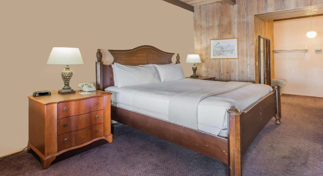 Двухместный номер Standard Days Inn by Wyndham West Allis/Milwaukee