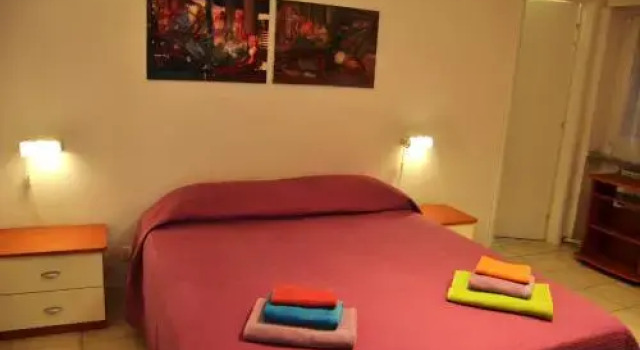 B&B Eur Nuvola, Book Bed and Breakfast Hoteller i Rom med parkering, nær Atlantico, Parkering