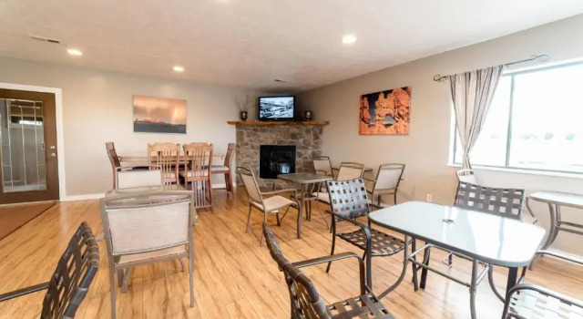 Четырёхместный номер Standard Red Ledges Inn